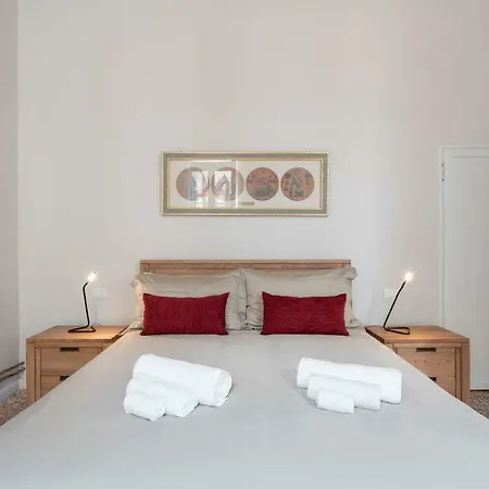 Appartement Ponte Raspi Canal View *